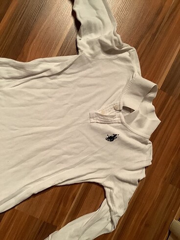 Beyaz Polo yaka tişört