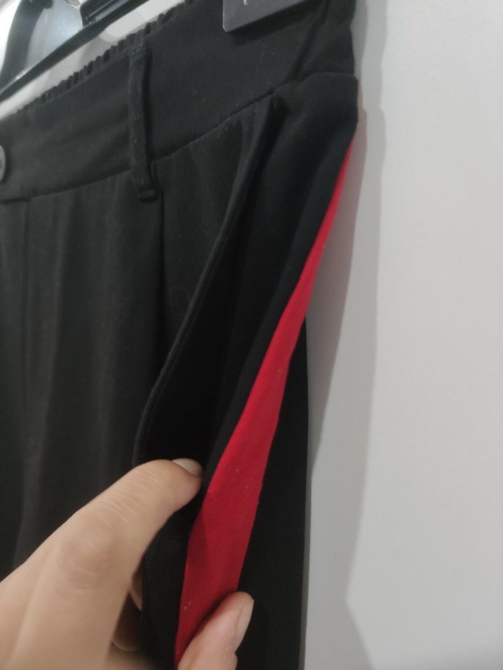 Siyah Kemerli Midi Beli Lastikli Pantolon - Görsel 4