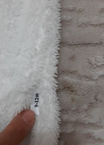 Kapüşonlu Beyaz Peluş Bebek Tulumu - Görsel 2