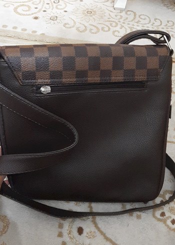 Louis Vuitton Kahverengi Kareli Deri Kadın Çapraz Çanta