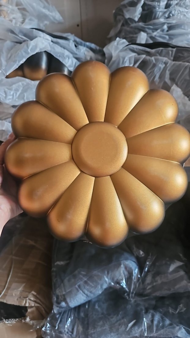 Parlak Altın Renkli Kek Kalıbı - Görsel 3