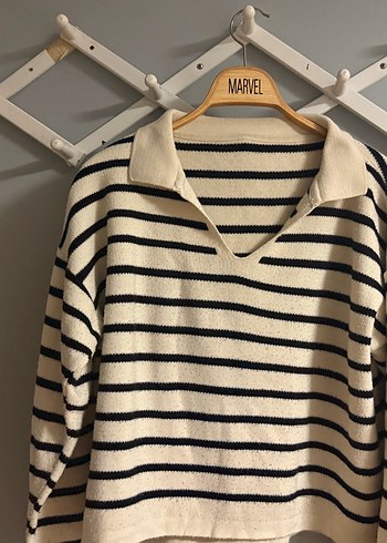 Çizgili Yakalı Örgü Kadın Kazak - Görsel 2