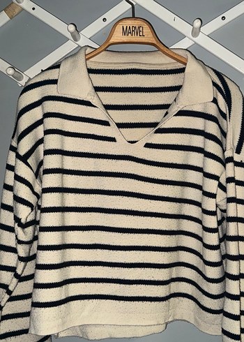 Çizgili Yakalı Örgü Kadın Kazak - Görsel 3