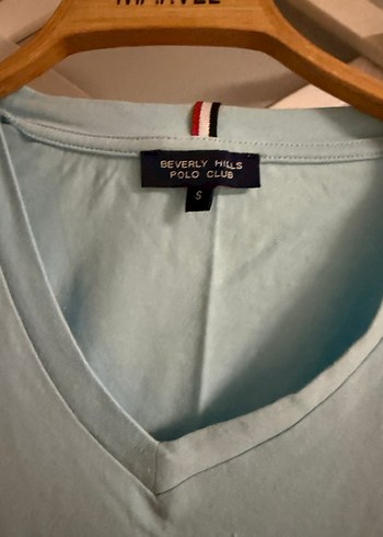 Turkuaz V Yaka Polo Kadın Tişört - Görsel 4