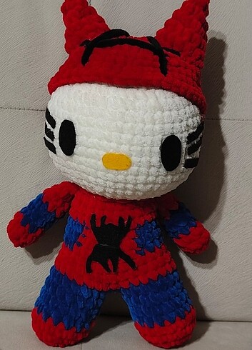 Spider-Man kostümlü hello kitty