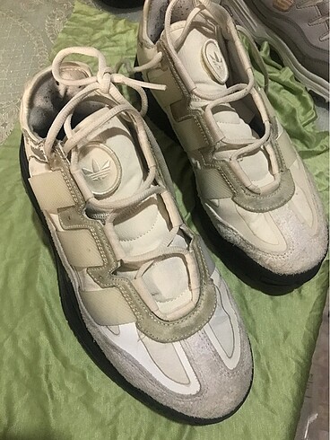 Adidas niteball