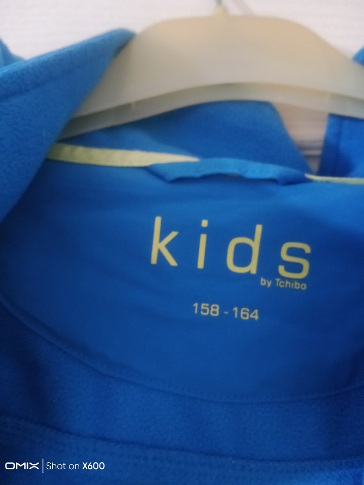 Erkek Çocuk Parlak Mavi Fermuarlı Yağmurluk - Görsel 2