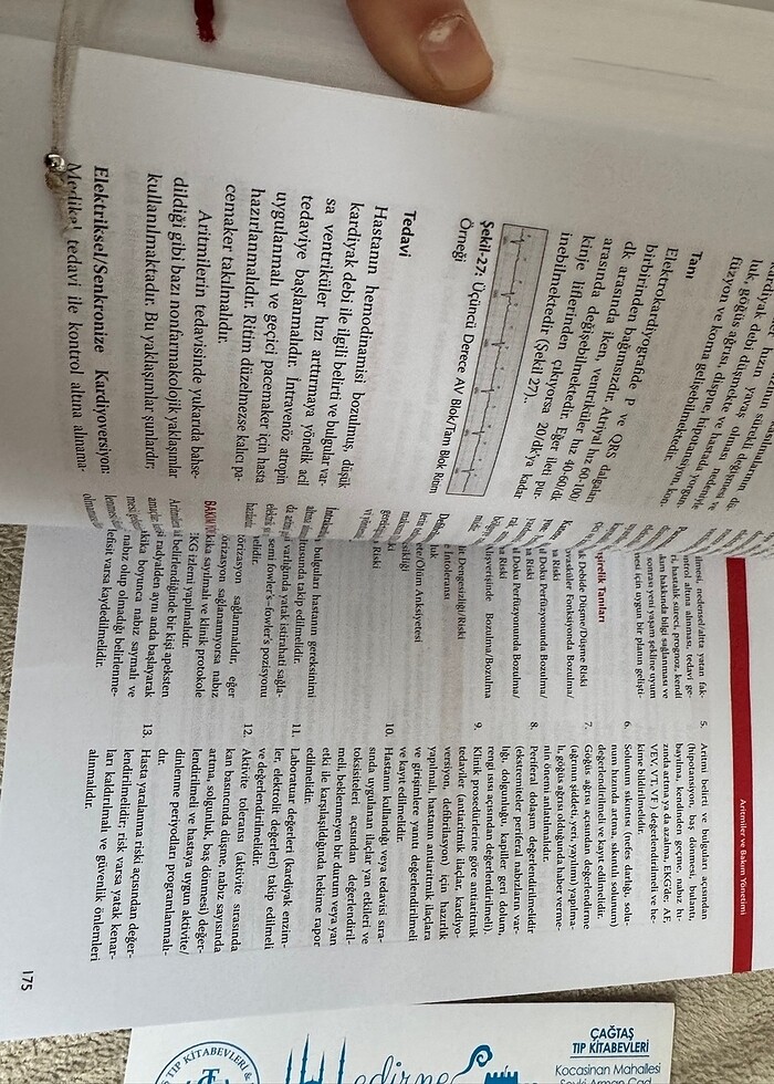 İÇ HASTALIKLARI HEMŞİRELİĞİ (olgu ve senaryolar) - Görsel 2