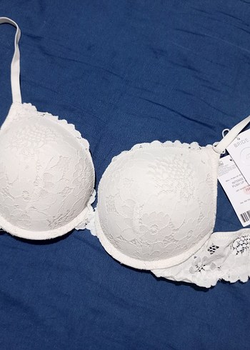 s Beden Penti beyaz dolgulu sutyen 75b