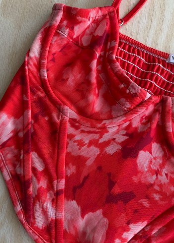 Stradivarius Kırmızı Desenli Mini Büstiyer