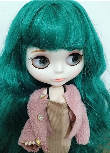 Beden Blythe doll