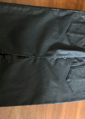 Siyah Deri görünümlü Midi Hamile Eteği - Görsel 2