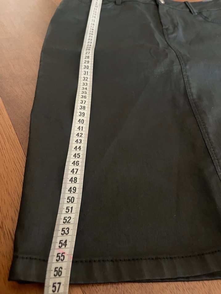 Siyah Deri görünümlü Midi Hamile Eteği - Görsel 5