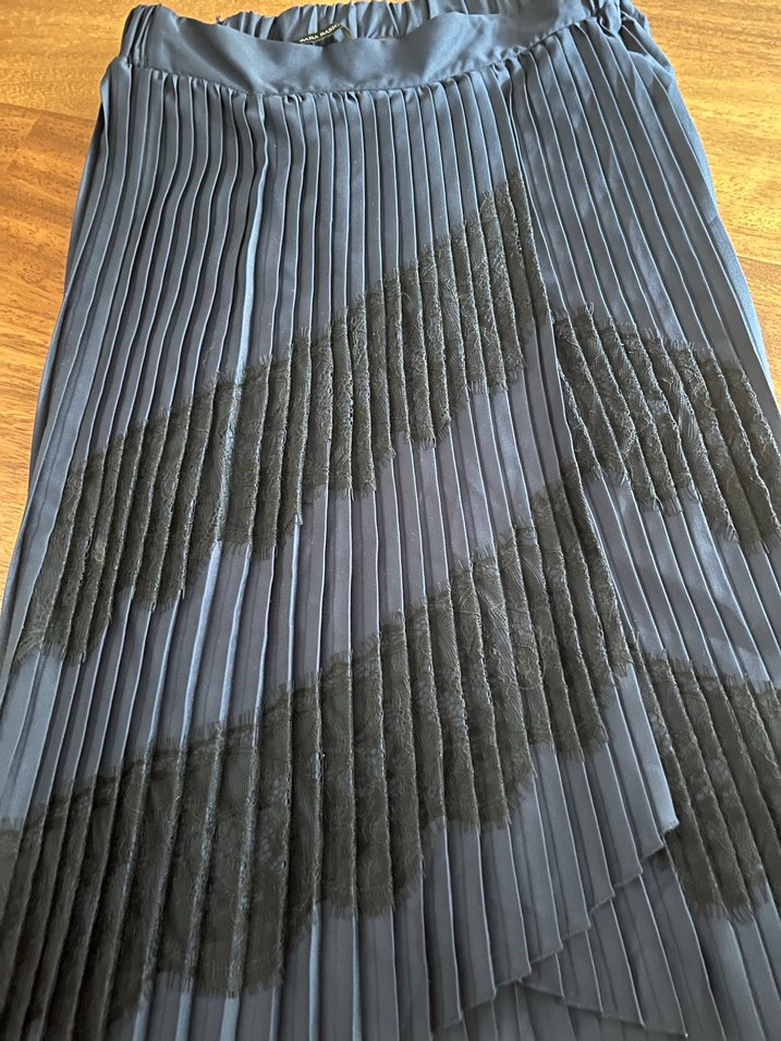 Lacivert Pilili Uzun Kadın Etek - Görsel 3