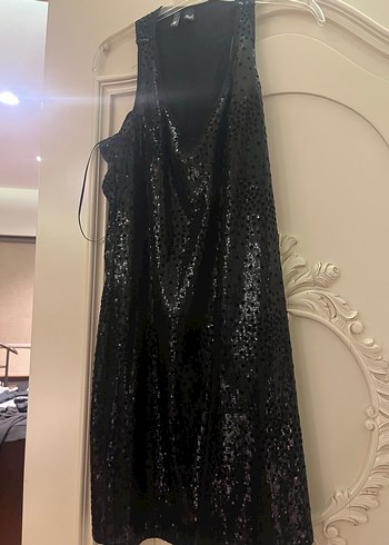 Siyah payetli elbise - Görsel 5