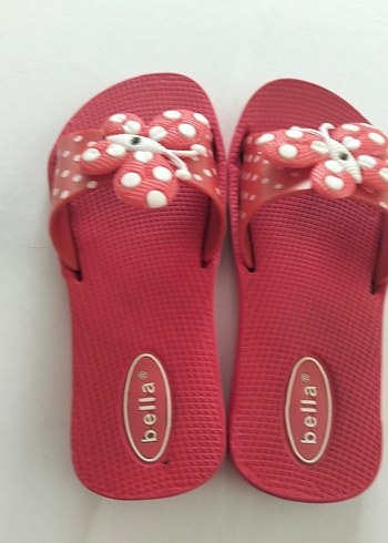 Kız Çocuk Kırmızı Tokalı Terlik - Görsel 3