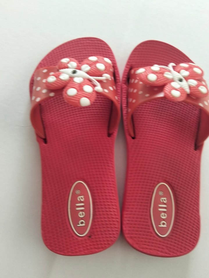 Kız Çocuk Kırmızı Tokalı Terlik - Görsel 3