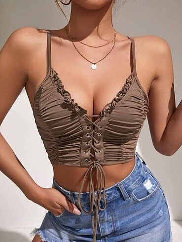 bağcıklı fırfırlı crop