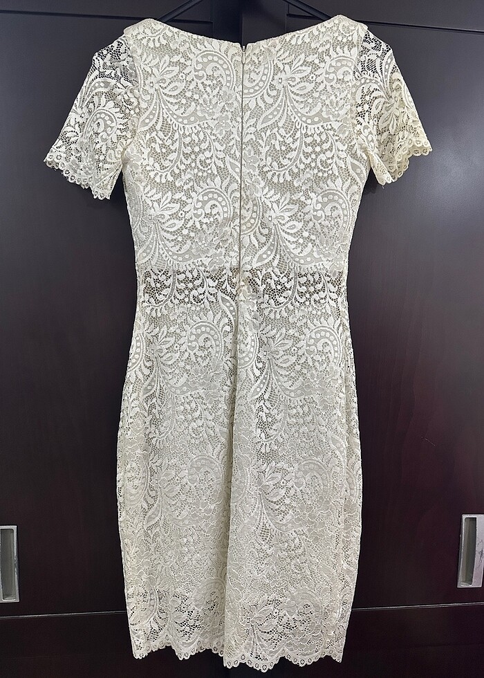 Beyaz elbise - Görsel 2