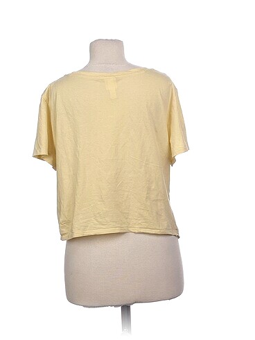 l Beden H&M T-shirt %70 İndirimli.