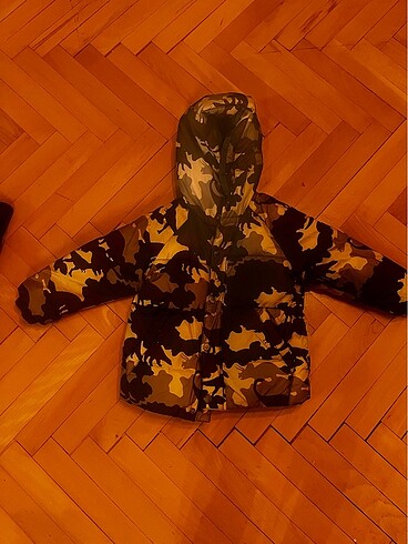 Zara mont