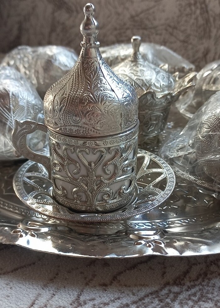 Lüx ve şık fincan takımı - Görsel 2