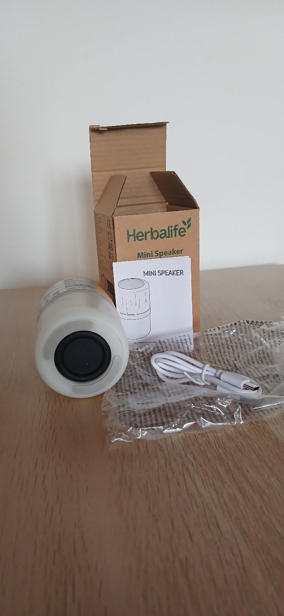 Bej Herbalife Mini Hoparlör - Görsel 4