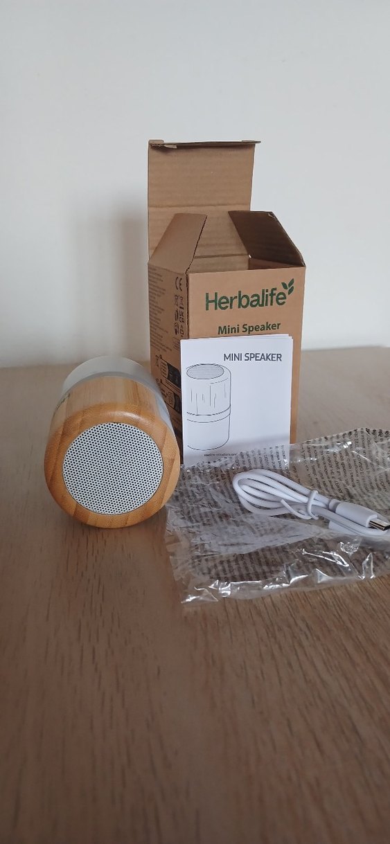 Bej Herbalife Mini Hoparlör - Görsel 3