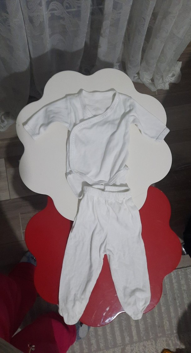 Bebek Erkek Beyaz Uzun Kollu Hastane Kıyafeti - Görsel 5