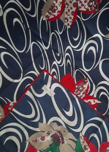 Çiçek Desenli Bohem Kadın Eşarp - Görsel 4