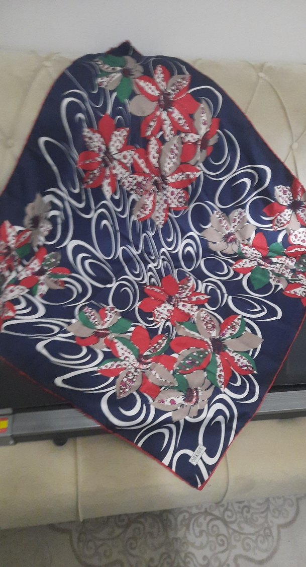 Çiçek Desenli Bohem Kadın Eşarp - Görsel 2