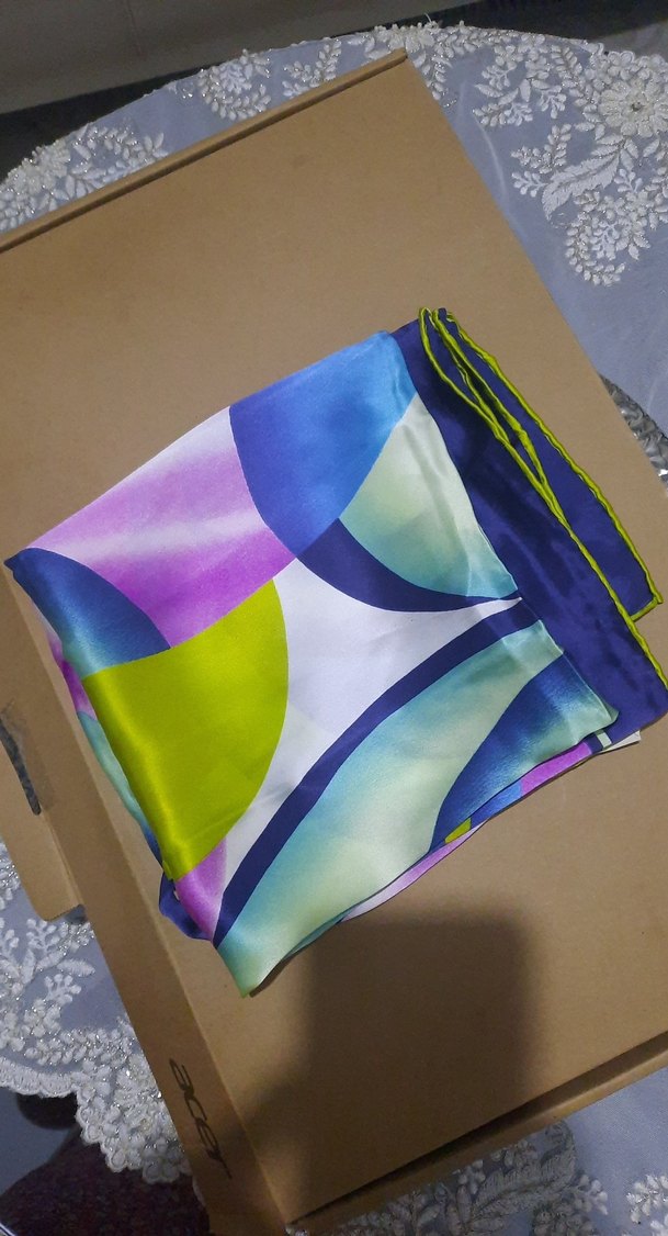 Pastel Renkli İpek Kadın Eşarp - Görsel 2