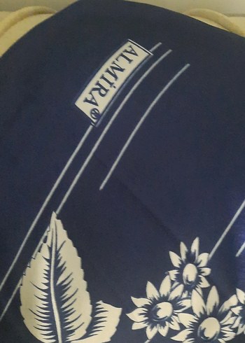 Kadın Lacivert Çiçek Desenli İpek Eşarp - Görsel 5