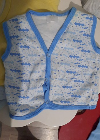 Erkek Bebek Renkli Düğmeli Kolsuz Hastane Tulumu - Görsel 7