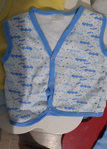 Erkek Bebek Renkli Düğmeli Kolsuz Hastane Tulumu - Görsel 6