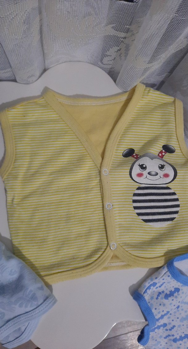 Erkek Bebek Renkli Düğmeli Kolsuz Hastane Tulumu - Görsel 5