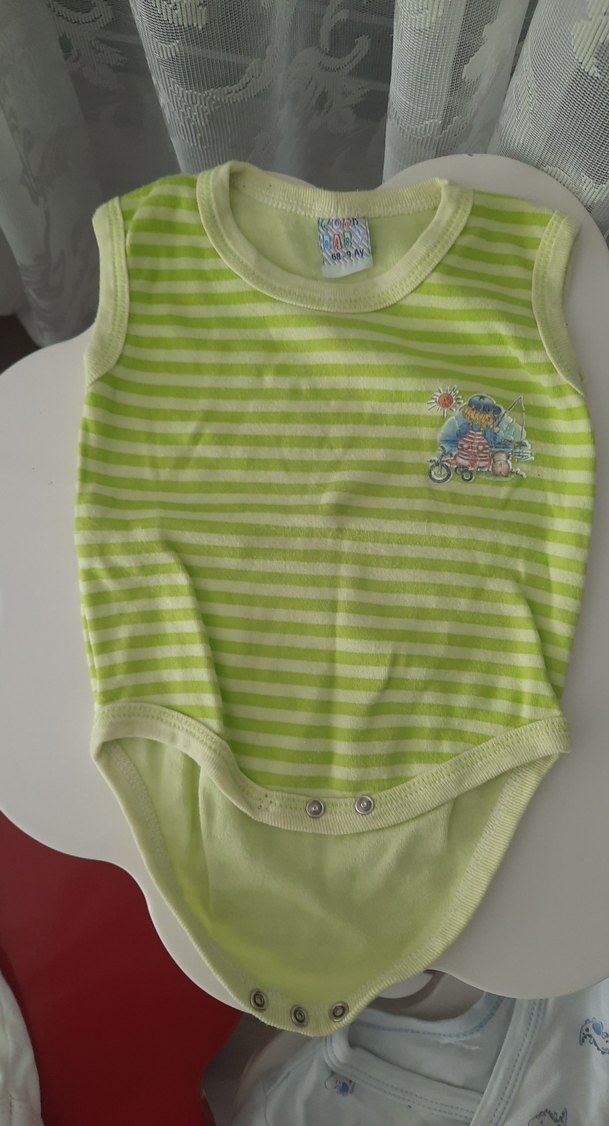 Beyaz Pamuklu Kolsuz Bebek Body - Görsel 3