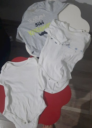 Gri Baskılı Erkek Bebek Kısa Kollu Body - Görsel 2