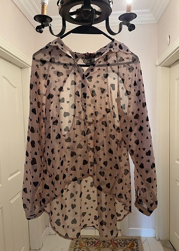 Bej Desenli V Yakalı Kadın Gömlek - Görsel 5