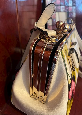 Çiçek Desenli Özel Tasarım Beyaz Kadın Çanta - Görsel 3