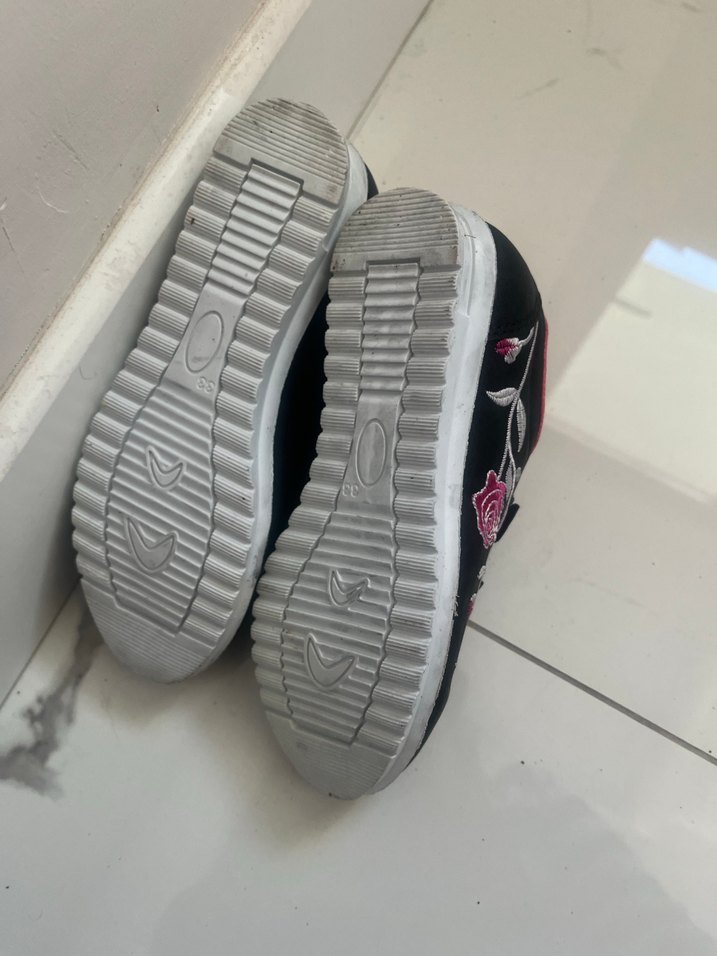 Kız Çocuk Renkli Desenli Spor Ayakkabı - Görsel 5