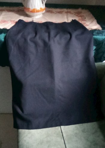 Düz Siyah yırtmaçlı etek - Görsel 2