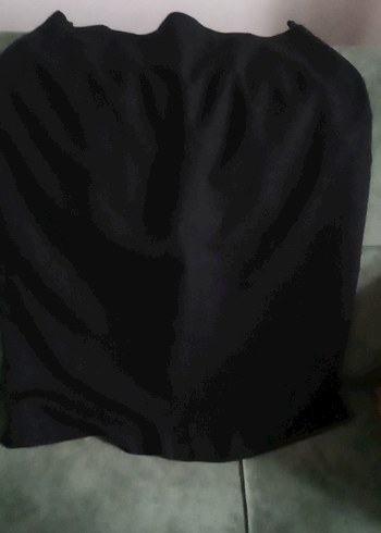 Düz Siyah yırtmaçlı etek - Görsel 4