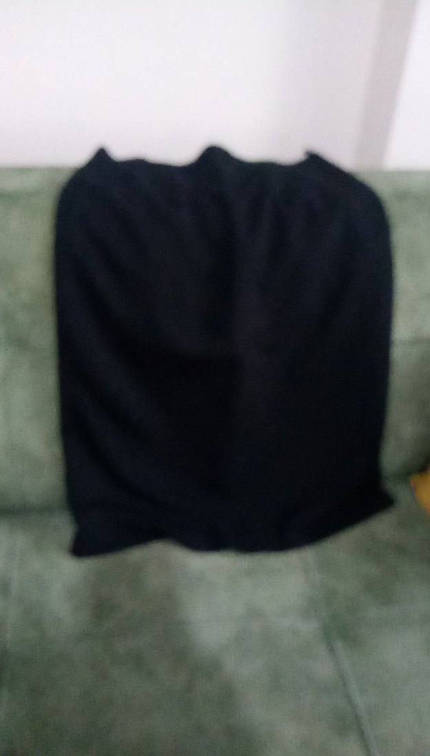 Düz Siyah yırtmaçlı etek - Görsel 5