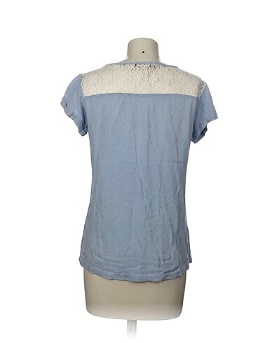 38 Beden LC Waikiki Bluz %70 İndirimli.