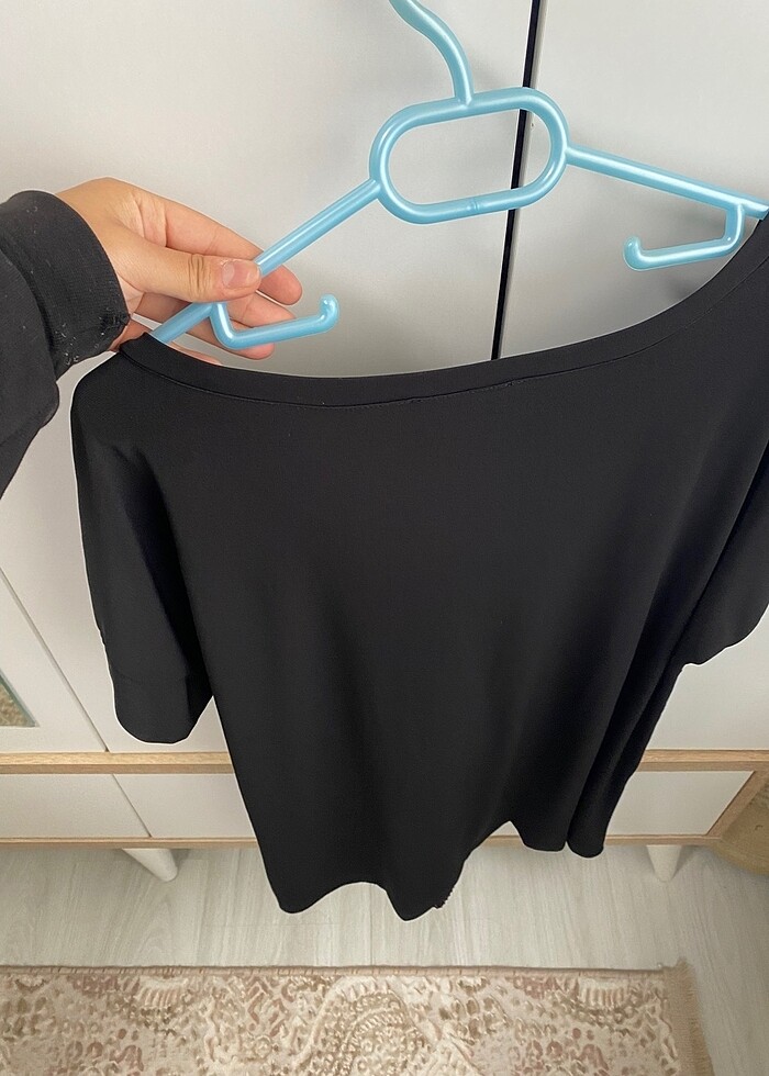 Kadın hiç giyilmemiş şık bluz - Görsel 4