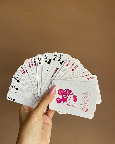 Hello Kitty Hello kitty iskambil kağıdı