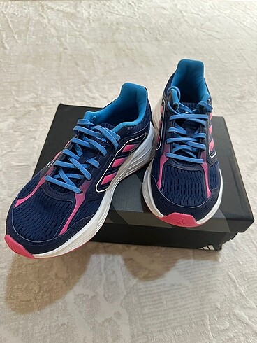 36,5 Beden lacivert Renk Adidas kadın ayakkabı