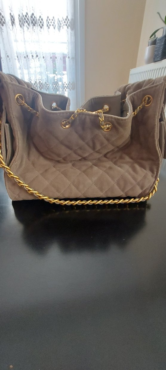 Bej Zincir Detaylı Kadın Süet Çanta - Görsel 2