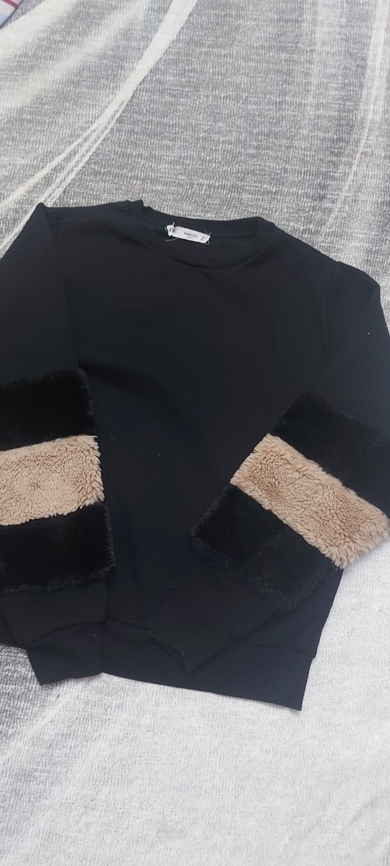 Kızlar için Siyah Uzun Kollu Kürklü Sweatshirt - Görsel 4